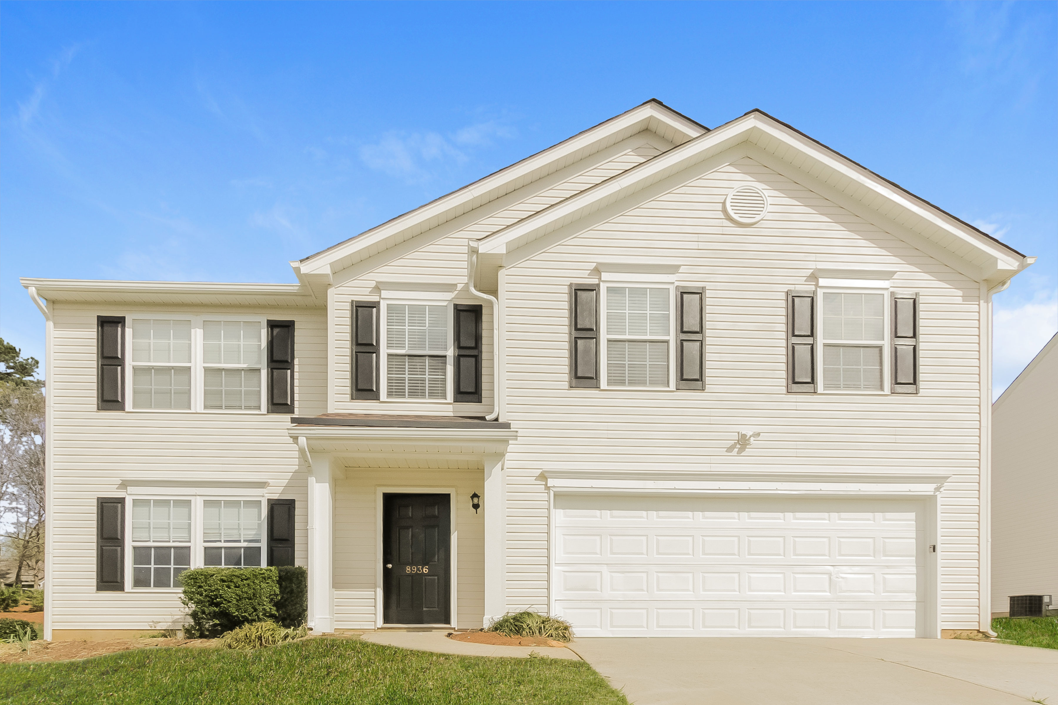 8936 HEDGE MAPLE RD CHARLOTTE, NC 28269